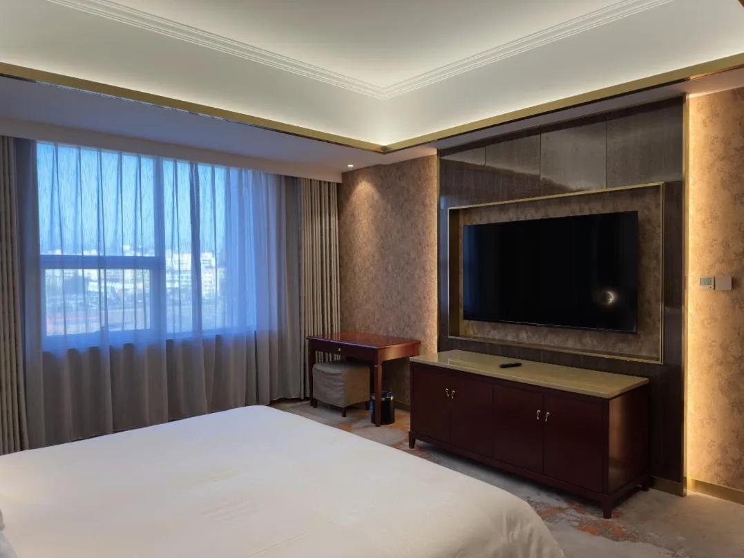 Beijing Jingyi Hotel Exteriör bild