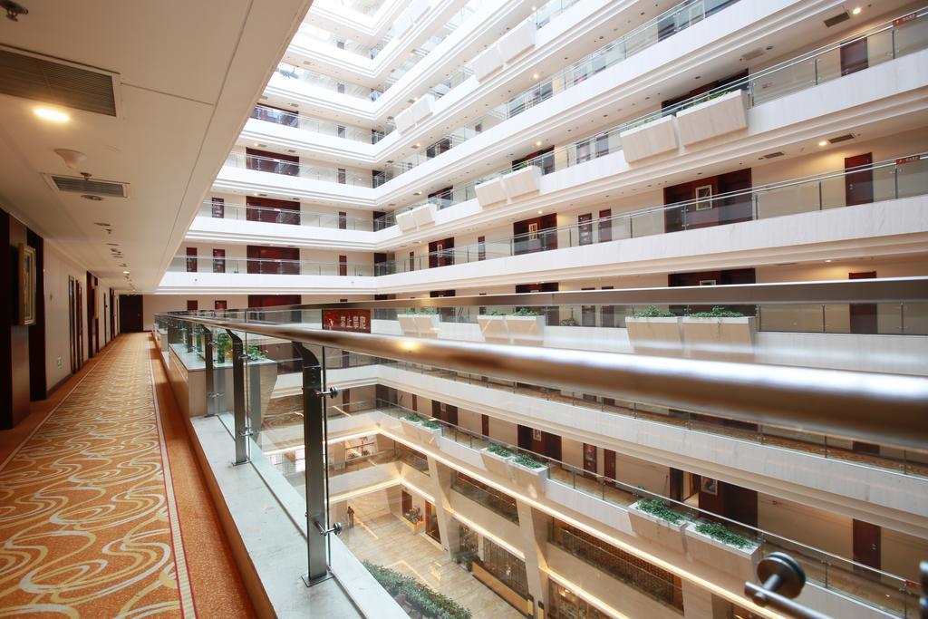 Beijing Jingyi Hotel Exteriör bild